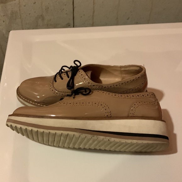 Shoes - Picture 2 of 5